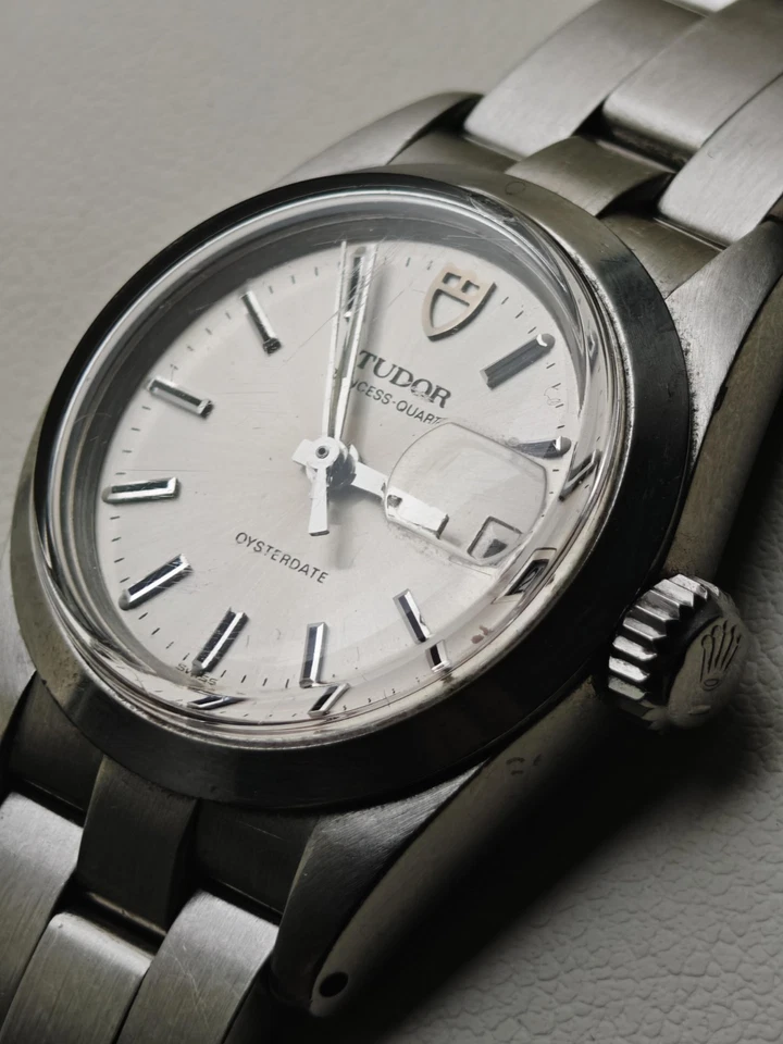 Tudor Ladies' Watch – 26 mm, Silver Dial (Very Rare) - Bild 1 von 4