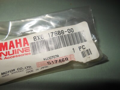 NOS OEM Yamaha PZ480 XL540 SR540 +++ Shoe Ramp # 8X6-17688-00-00