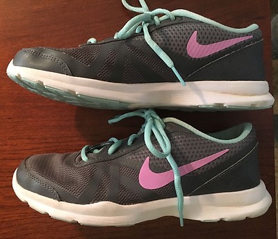 women's nike core motion tr 2