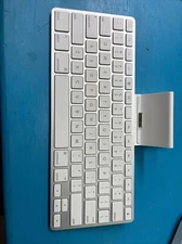 Apple iPad Keyboard Dock Model A1359 Without Accessories Not Tested