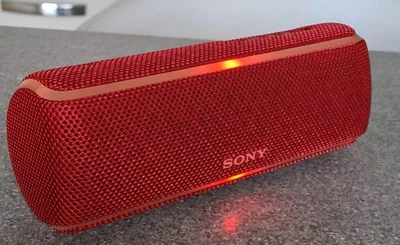 Sony SRS-XB21 EXTRA BASS Portable Wireless Speaker RED - Photo 1/4