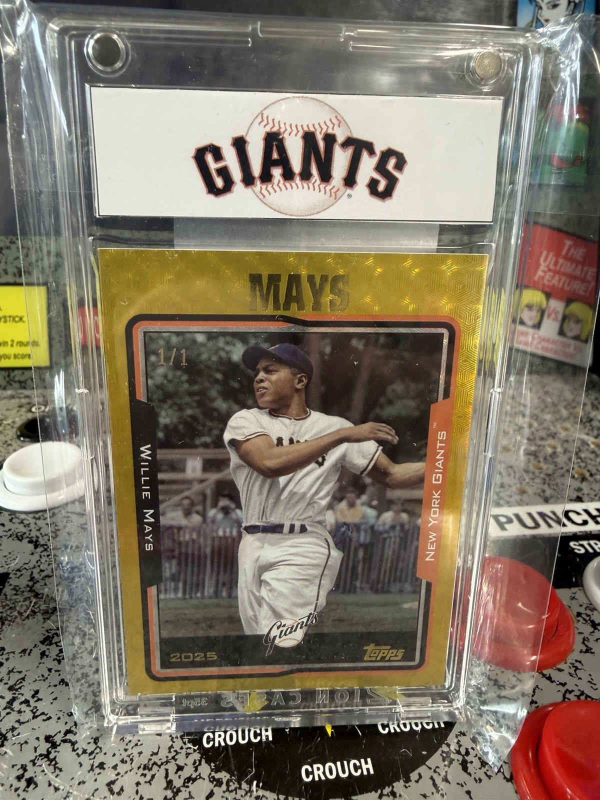 2025 Topps Archives Willie Mays NY SF Giants Gold Foilfractor Superfractor 1/1 view 9