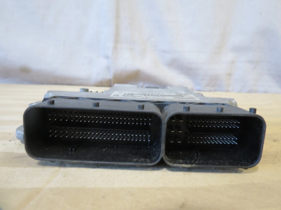 Unidad de control del motor 10-11 Saab 9-5 95 55578724 55567952 0261209561 1039S42951 Foto 3 de 4