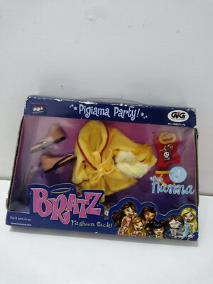 NEU - BRATZ - Pyjama Party Fashion Pack! - Fianna - Outfit Kleidung