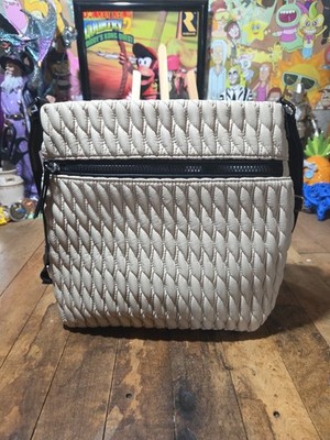 DKNY Beige Quilted Shoulder Bag Black Strap Zip Closure MSRP $148 Broken Zipper