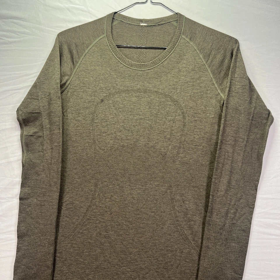 Lululemon Swiftly Tech Long Sleeve Shirt Womens 10 Green 2.0 Hip Length Running - Image 3 of 4
