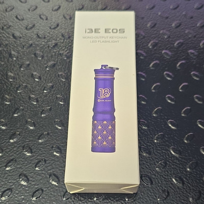 Olight I3E EOS Keychain LED Flashlight - Purple (18th anniversary)