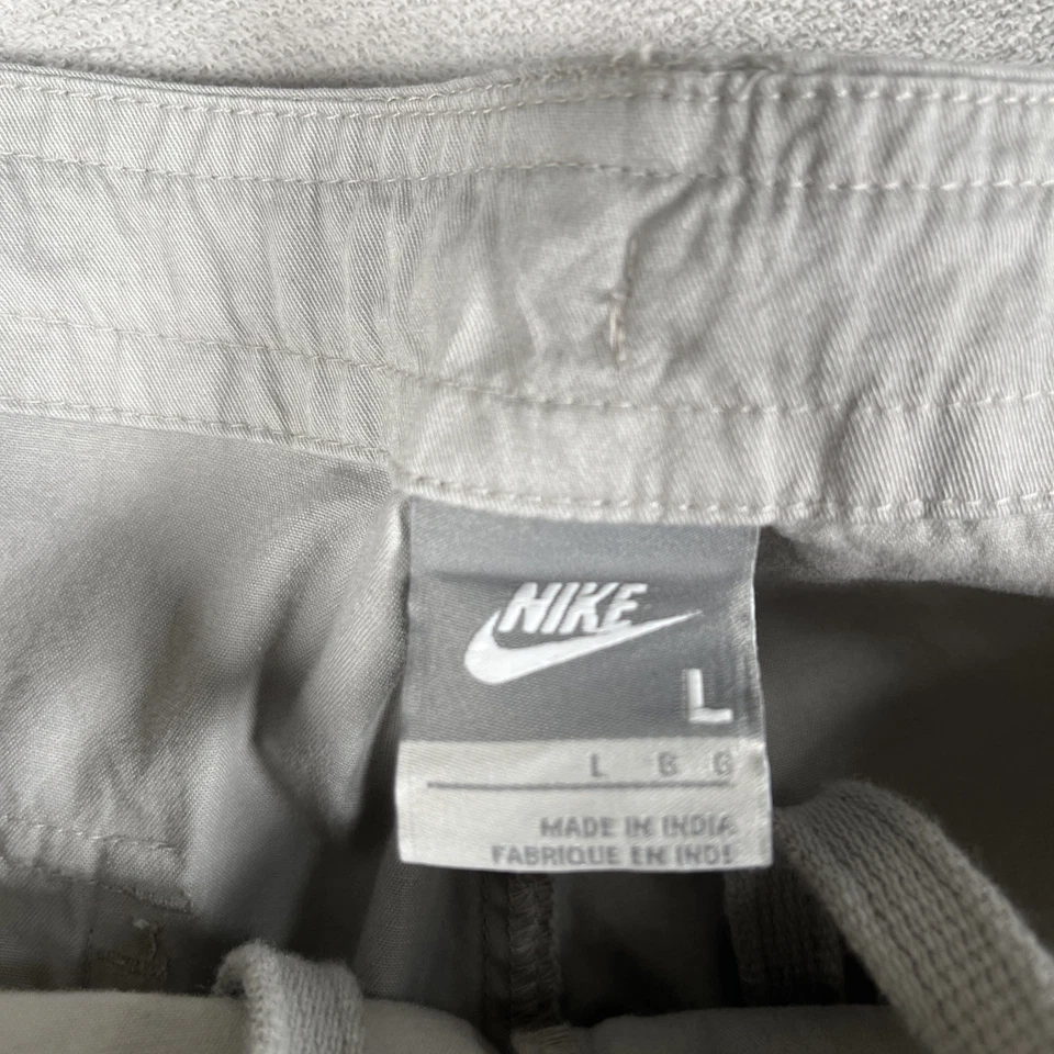 Винтажные мужские шорты-карго Y2K Nike L для гольфа китайские плоские спереди вышитые для походов - Изображение 3 из 4