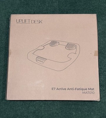 UPLIFT Desk XL Active Anti-Fatigue Mat E7  Size: 28x28x3 - New Open Box