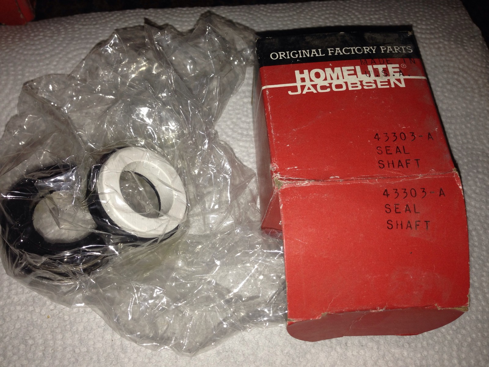 NOS Homelite Homelite 43303-A, UP03766 EPDM shaft seal AP5202 AP2201 ...