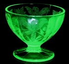 VTG JEANETTE POINSETTIA FLORAL GREEN VASELINE URANIUM GLASS SHERBET GLASSES | 5p