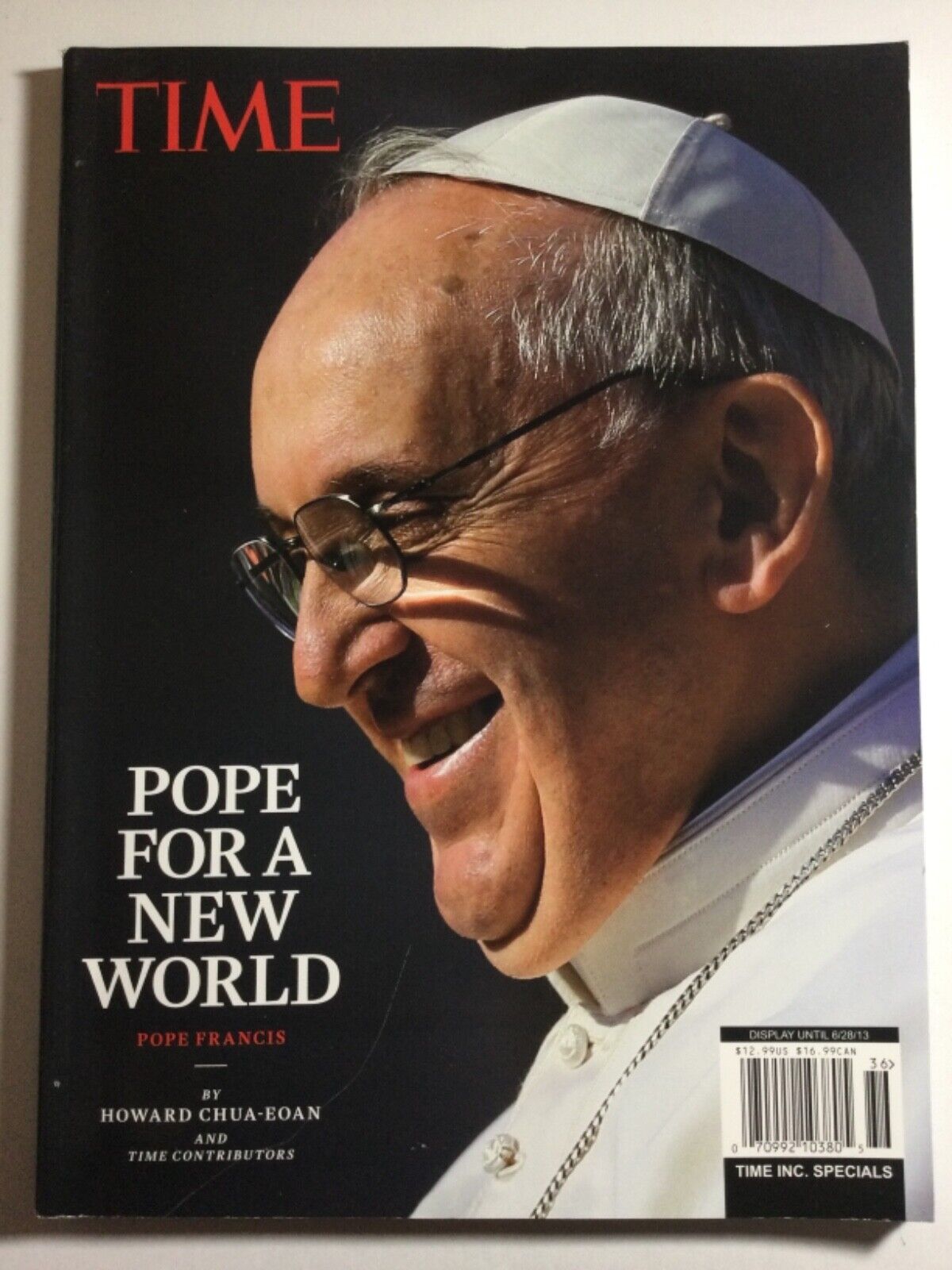 TIME MAGAZINE; POPE FOR A NEW WORLD: POPE FRANCIS BY. HOWARD CHUA-EOAN (2013) NM