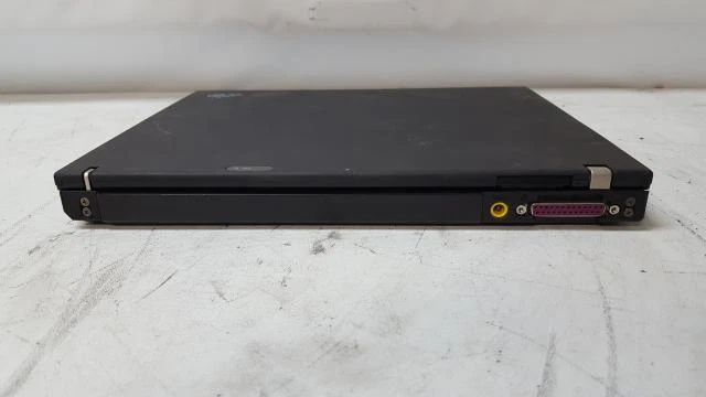 IBM ThinkPad 2374 Intel Pentium Laptop No HDD - Image 4 of 4