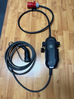 Ladegerät Wandhalterung mit Kabelhalterung Audi Skoda, VW ID4 ID7 bis 11kW