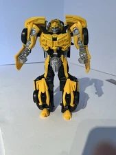 Hasboro C1319 Bumblebee Transformer Car Robot