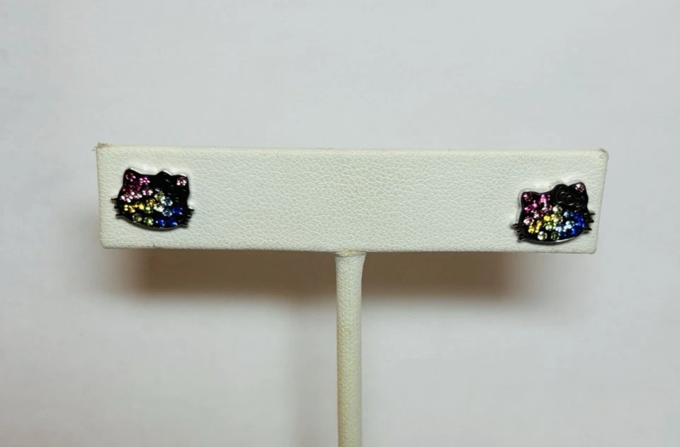 Aretes Sanrio de plata esterlina 925 Hello Kitty multicolor circonita cúbica Foto 3 de 4