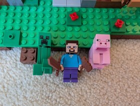 LEGO Minecraft: The First Night (21115) 100% Complete 