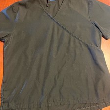 Cherokee Contemporary top black L Scrub Top
