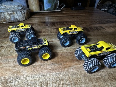 4x hot wheels monster jam TITAN lot Epic Mud Inverse & First Editions Chevy C10
