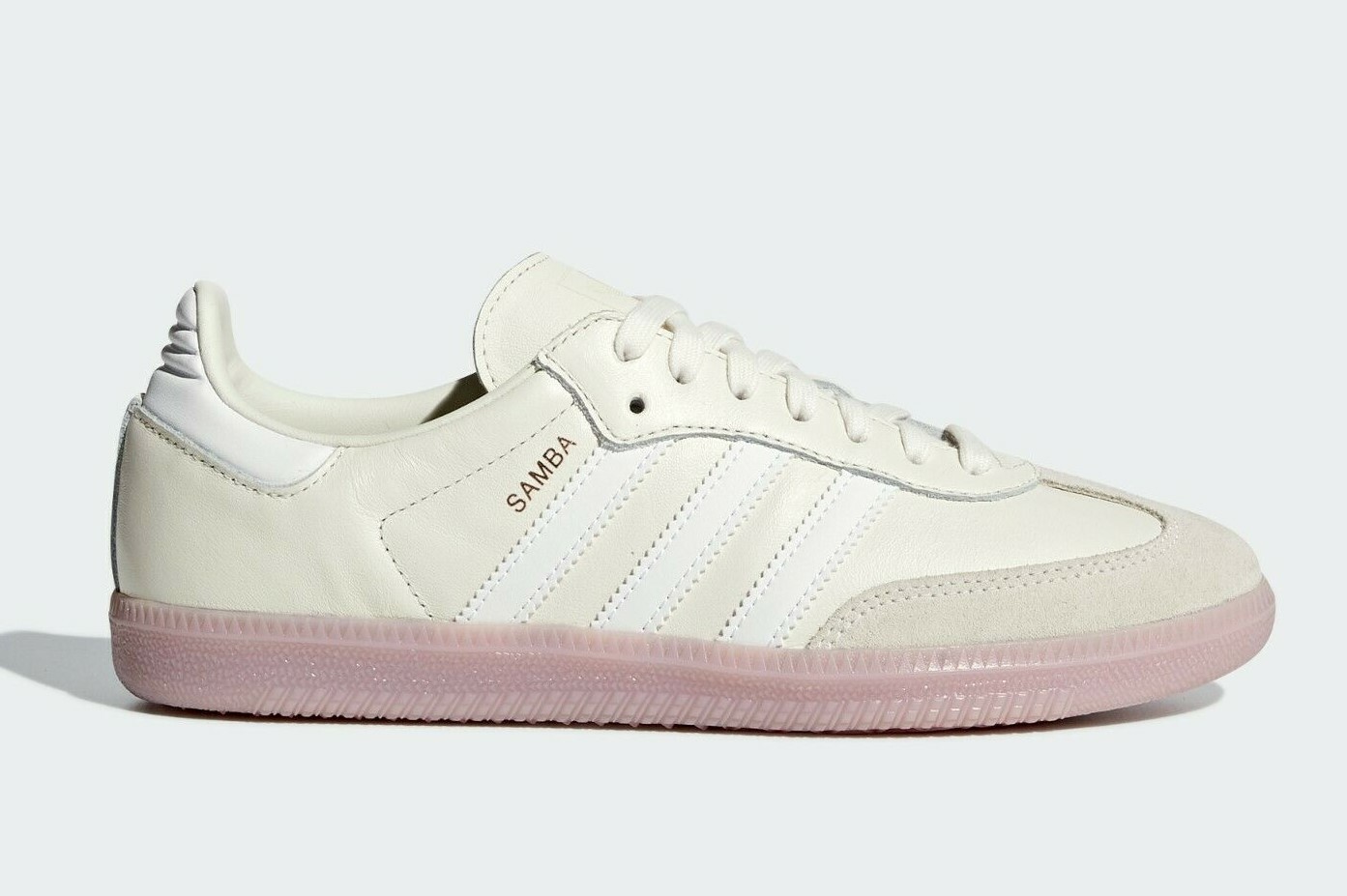 weiße fußballschuhe