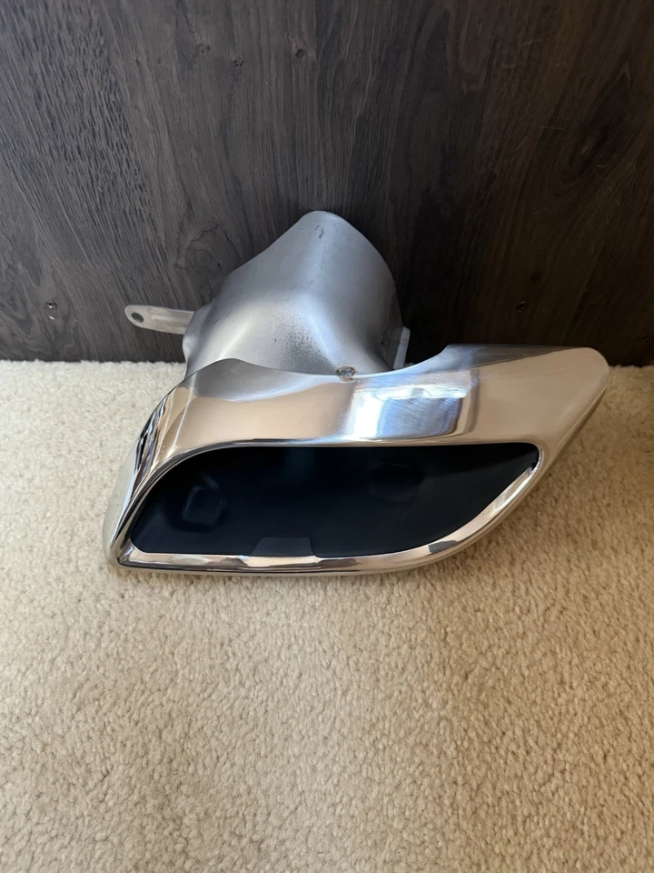 Tubo de escape izquierdo conductor Chrysler 300 Mopar 2015-2023 punta estilo OE Foto 3 de 4