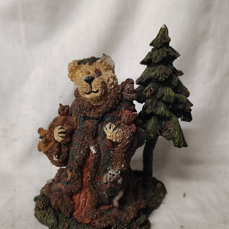 Boyds Bears & Friends Bearstone Fern Woodsbeary Figurine 2000 Resin Signed