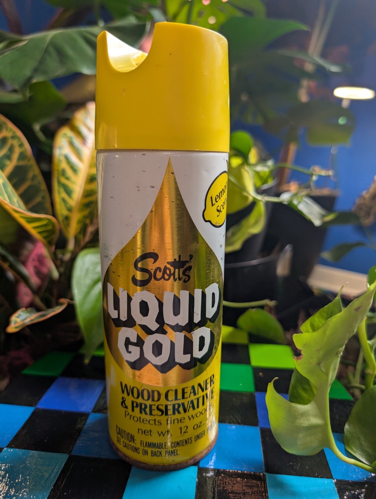 Vintage Scott’s Liquid Gold 14 oz  Lemon Scent Wood Cleaner Prop Full 1980s 90s