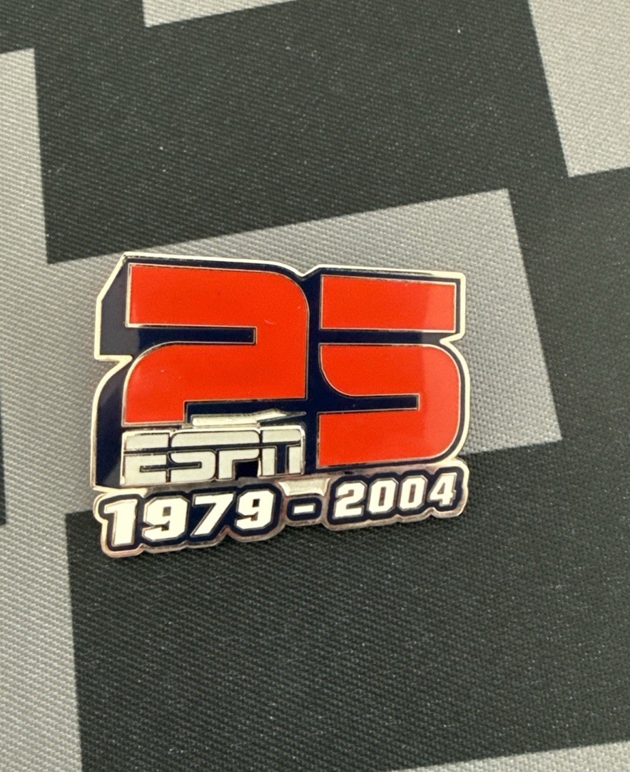 Disney WDW  ESPN 25 Years MGM Studios 1979  2004 LE   31827 Pin