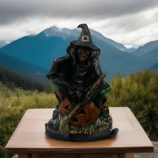 Vintage Halloween Witch Sitting on Pumpkin Light Lamp Ceramic Byron Molds 1970’s