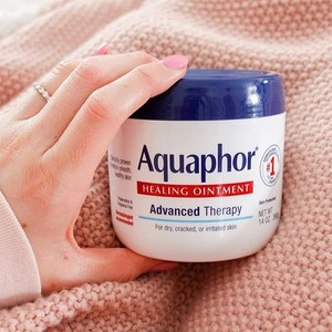 aquaphor moisturizing cream