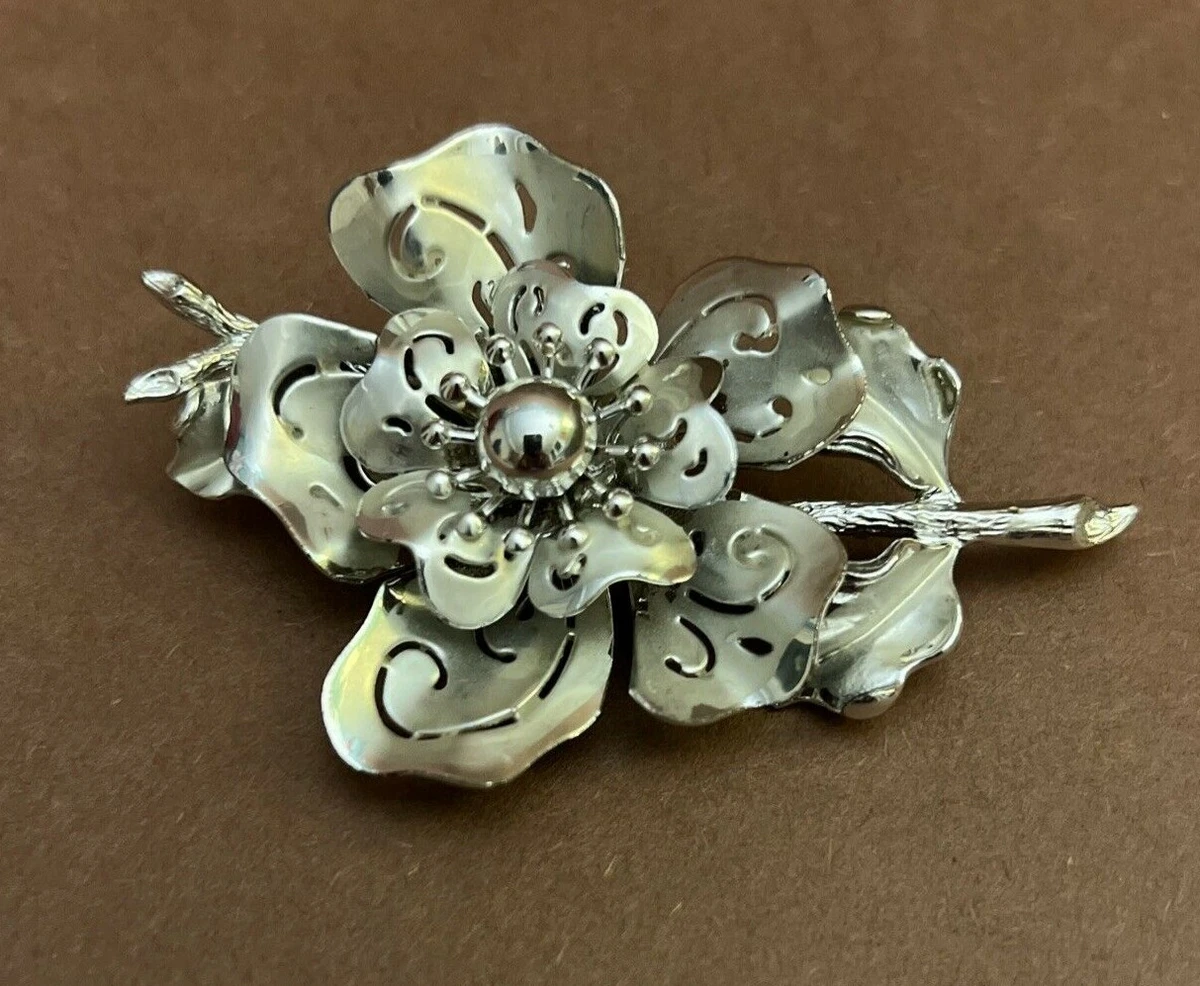 Coro flower brooch online