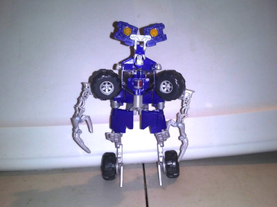 Hasbro Transformers Revenge of the Fallen Autobot Decepticon Wheelie RotF Deluxe