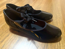Capezio Women s Shuffle Tap Shoes Black Patent, women size 9