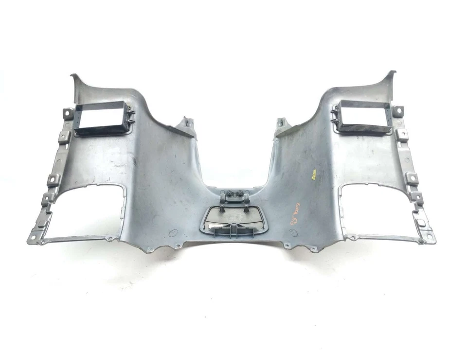 01-05 Honda Goldwing 1800 GL1800 Front Fuel Tank Dash Cover Fairing - Image 3 of 4