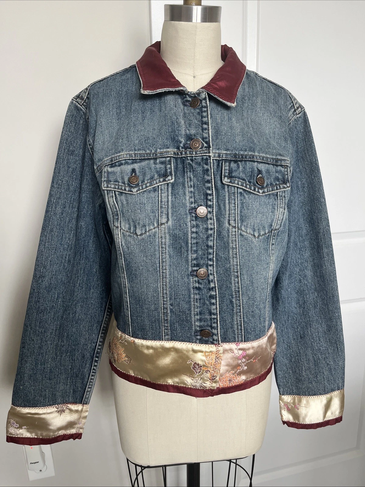 VTG 90s GAP made in USA XL Denim Jean Jacket silk Trim Asian red Gold Accents