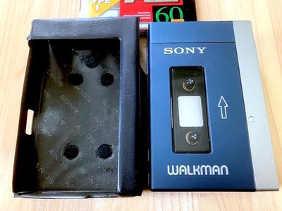 Beautiful SONY Walkman TPS-L2 Cassette Player Stereo 1st Gen Japan