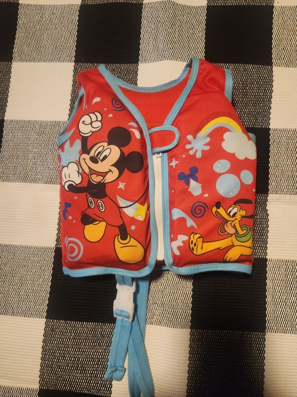 Disney mickey mouse and pluto toddler life vest