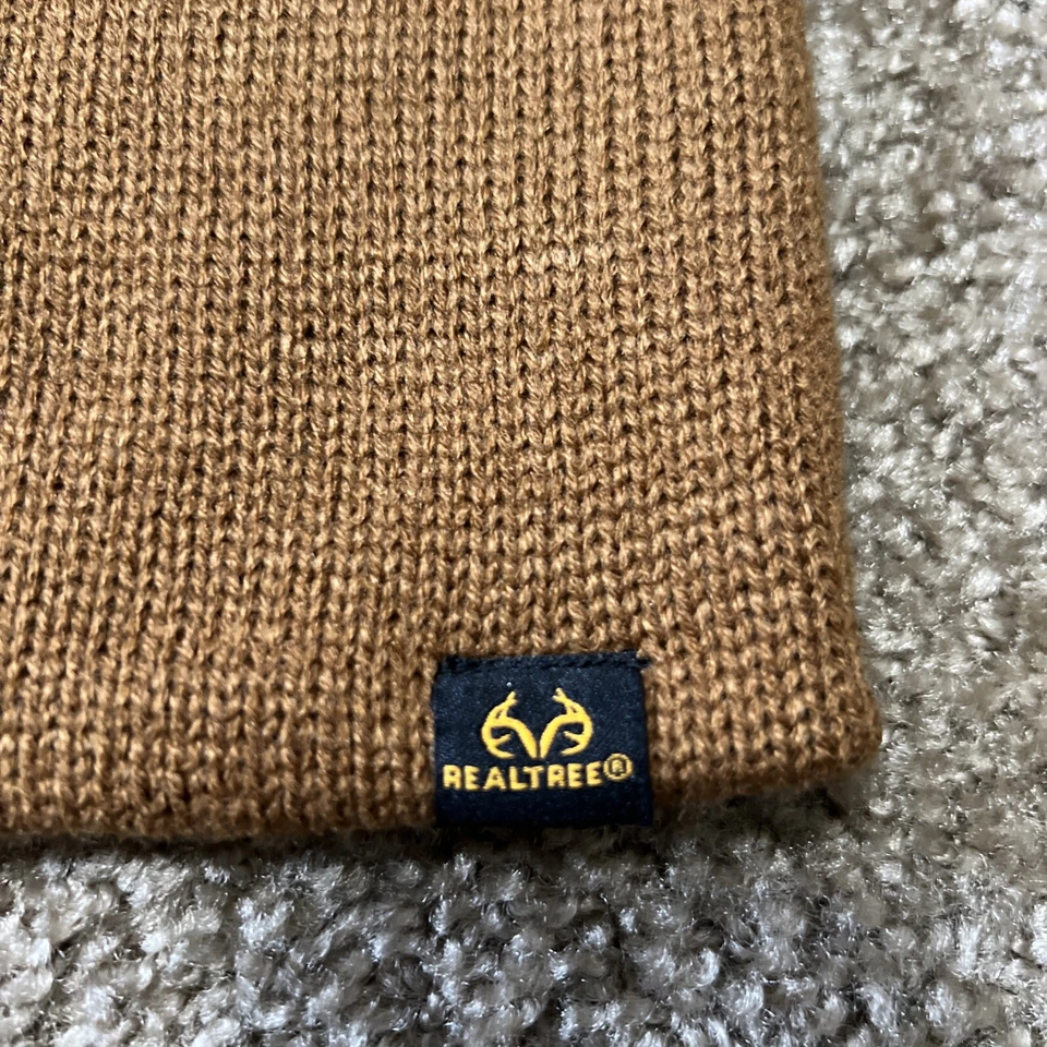 Realtree Beanies Acrylic Lot Of 3 Green Black Brown - Image 4 of 4