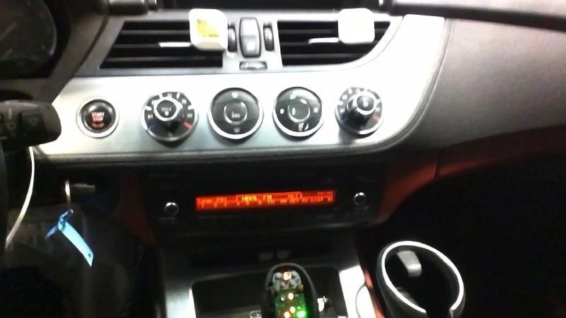 Cuerpo del acelerador de inyección de combustible usado se adapta a: BMW Z4 2012 6 cilindros 3,0 L doble turbo G Foto 4 de 4