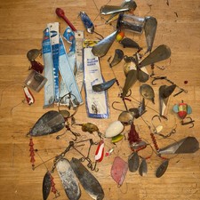 Large Lot Of Vintage Lure, Spinners, Hooks, Flasher Rigs & Etc….
