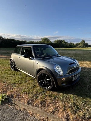 2006 Mini Cooper S 1.6 R53 Supercharged 3dr Manual Royal Grey Metallic - Image 1 of 4