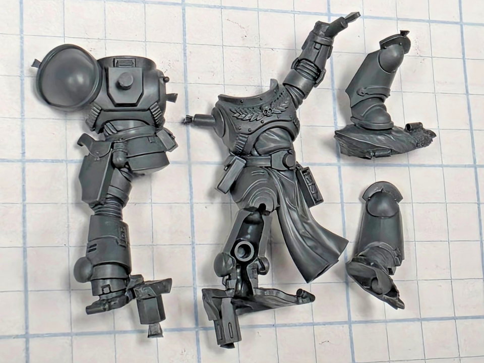 40k Space Marine Bits Armageddon Ancient Relic Armor Torso Legs w ...
