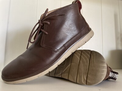 UGG Freamon Mens Brown Soft Leather Waterproof Chukka Boots  display picture 3