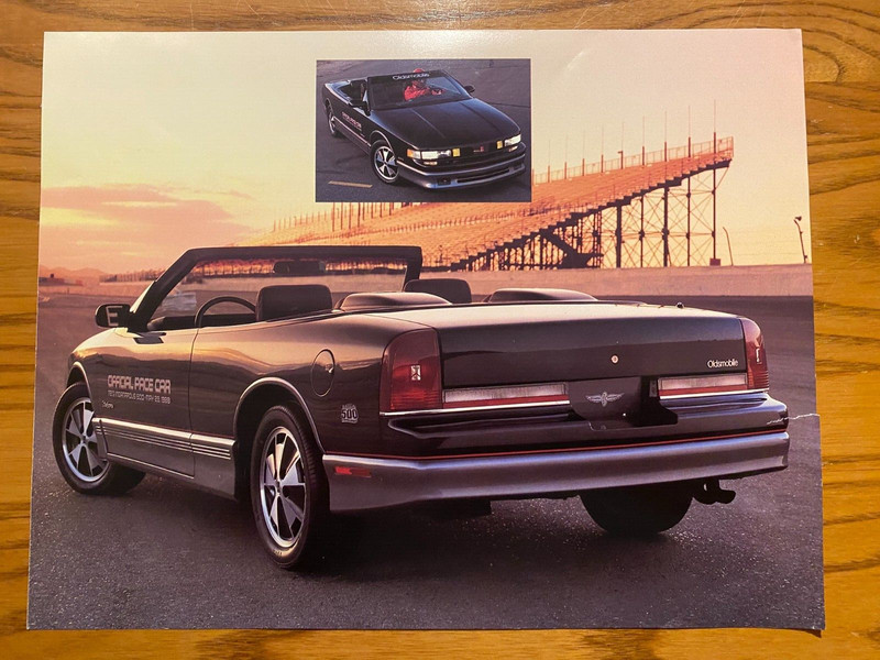1988 Oldsmobile Cutlass Supreme Official Indy Pace Car Sales Brochure/Flyer