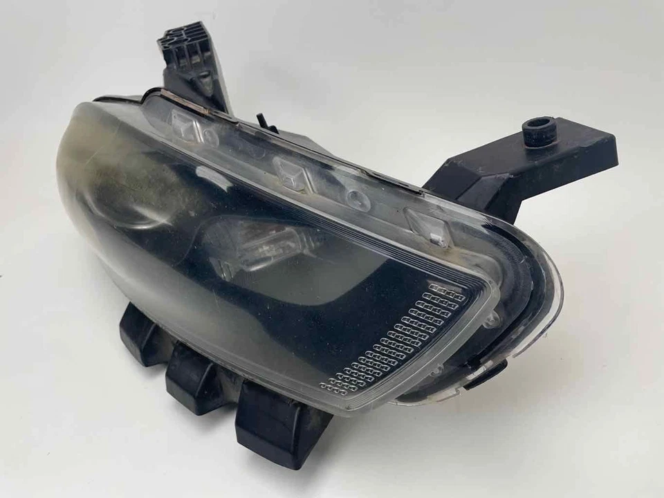 Conjunto de faros diestros 68274624AA PARA DODGE DART 2013-2016 2,4 L ¡Intacto! Foto 3 de 4