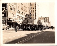 Vtg B W Photo WW2 US Army Service Soldiers Parade Formation Military City 1940s