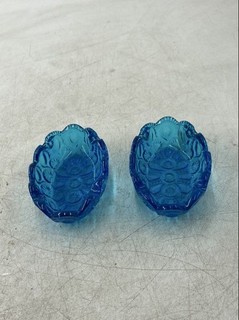 L.E. Smith Blue Moon & Stars Glass Scalloped Oval 4" Ashtrays Lot Of 2