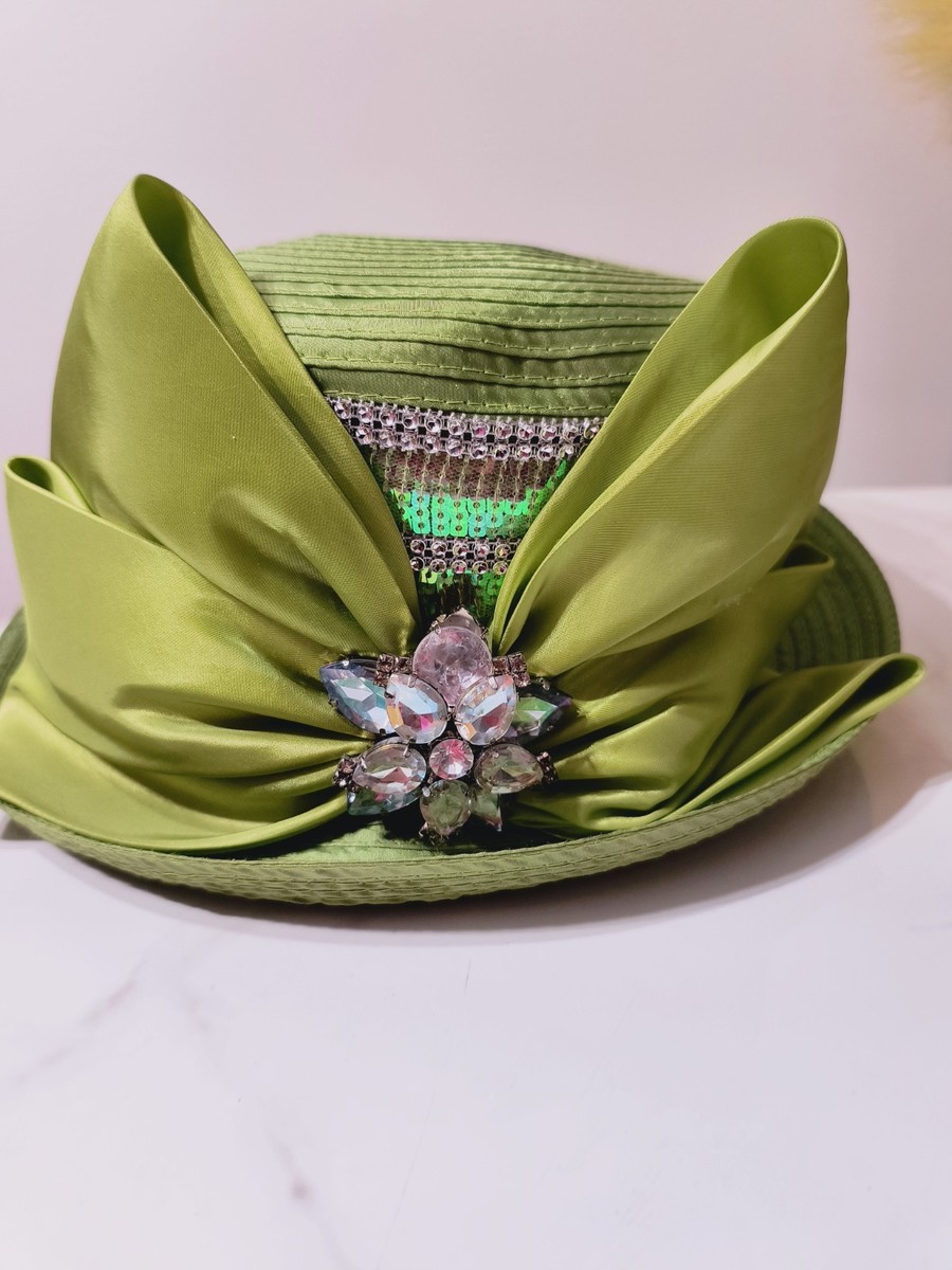 USA Vtg Whittall & Shon Lime Green ? Fancy Bling & Bow  display picture 1