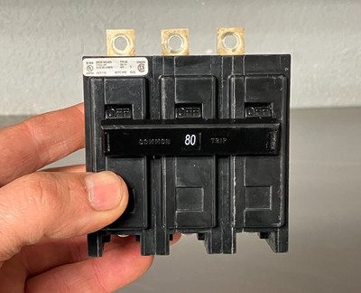 EATON Cutler Hammer BAB BAB3080H 3 Pole 80Amp 240V Circuit Breaker Type BA