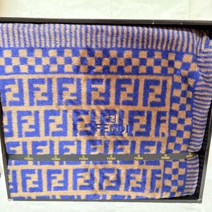 Blanket Fendi | eBay